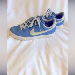 Nike Women’s Sweet Classic 2014 Royal Blue and Gold Shoes Size 8.5